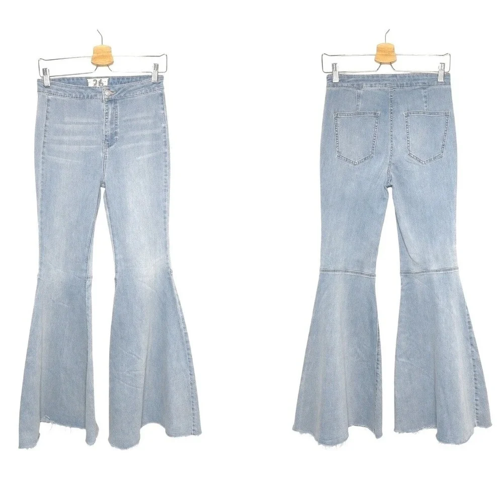 We The Free Just Float On Flare Jeans Size 26 Light Wash Bell Bottom Boho